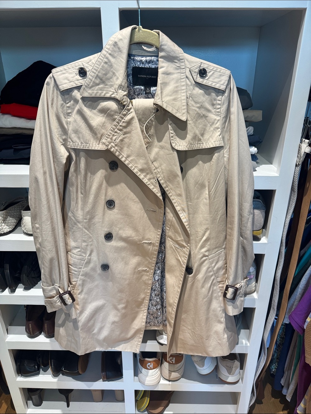 Banana Republic Light Beige Double-Breasted Trench Coat